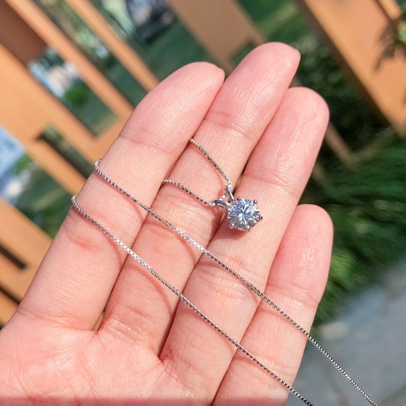 Classic Pendant Necklace